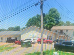 21 Holiday Dr, Jackson, TN 38305