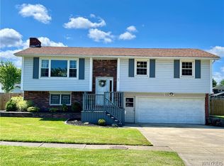 67 Christopher Dr, Buffalo, NY 14224