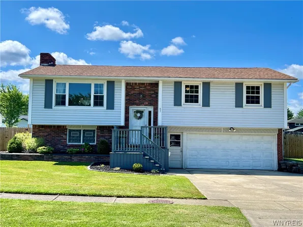67 Christopher Dr, Buffalo, NY 14224