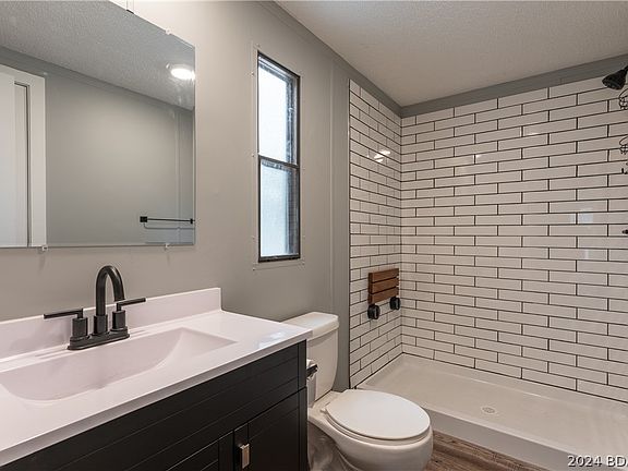 3rd image of 29620 Oklaterre Rd #2-204