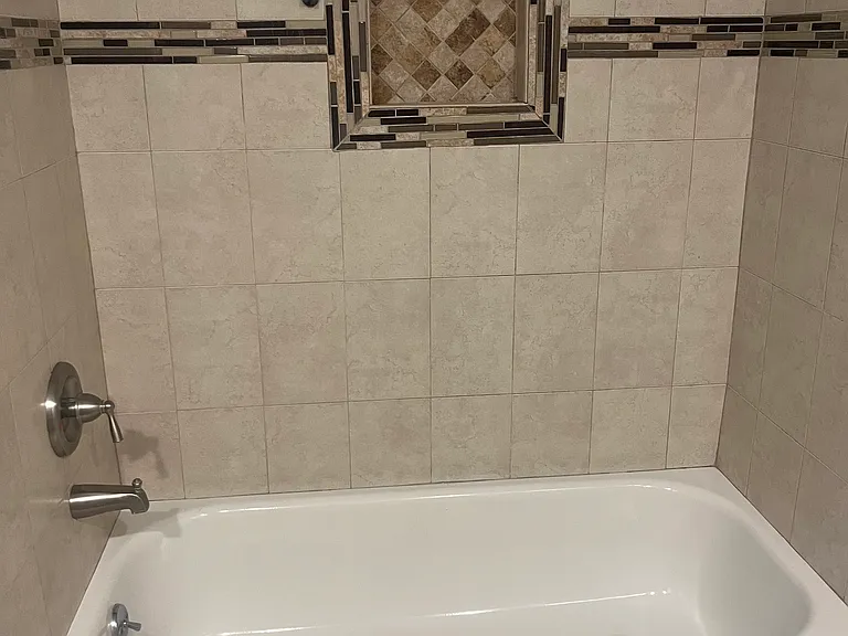 2052 Windwood Ln — Photo 13