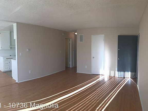 5th image of 10736 Magnolia Blvd APT 21