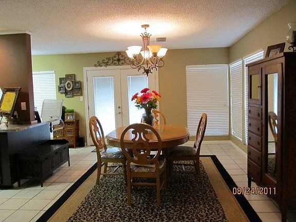 5th image of 1602 Coral Dr