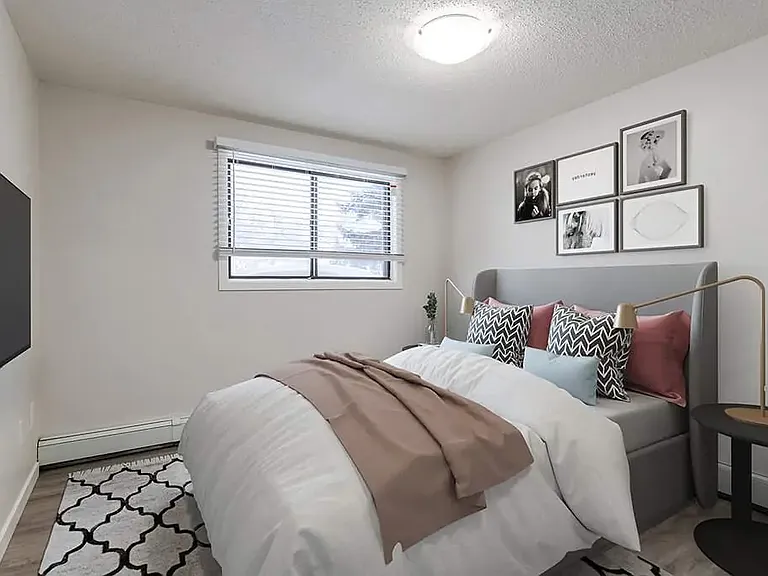 2291 Southview Dr SE #302 — Photo 6