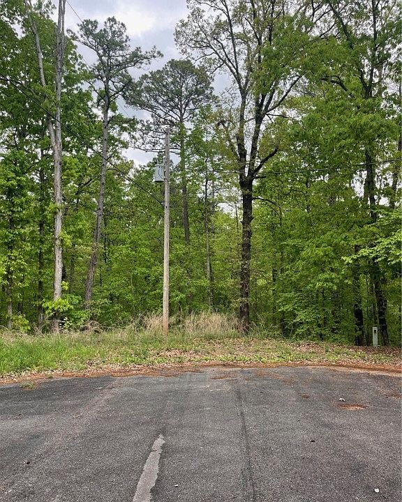 2nd image of 9 Ouse Ln #16
