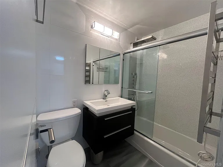 666 Pelham Rd #3A — Photo 15