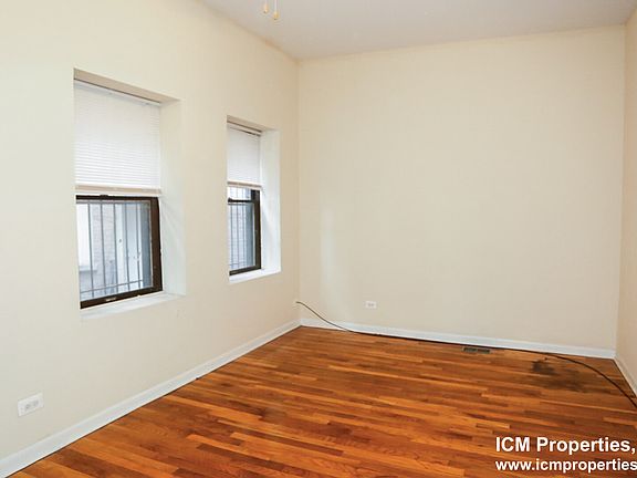 4th image of 2521 N Lincoln Ave APT B4