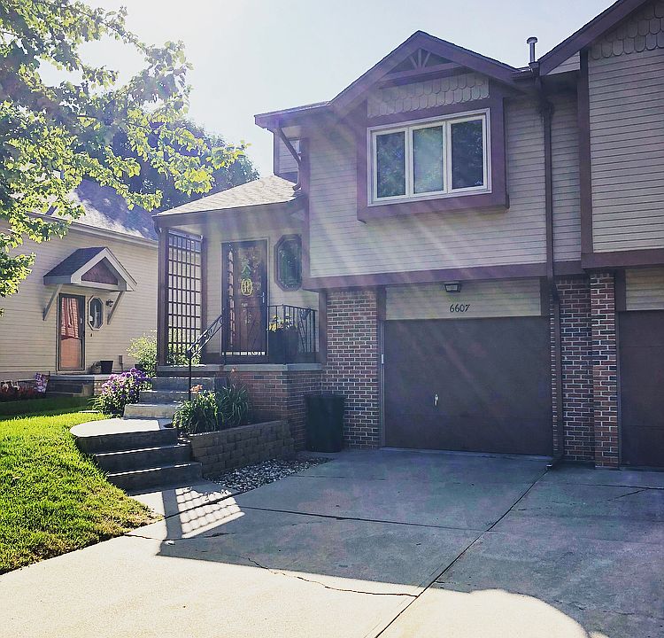 1st image of 6607 S 108th Ave