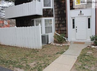 8333 Lowell Ave APT 1, Overland Park, KS 66212