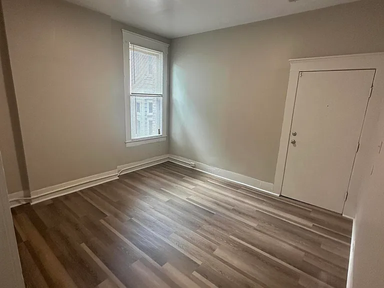 1215 S 1st St #3 — Photo 2