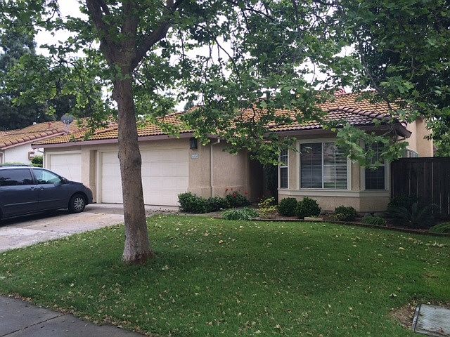 1st image of 10041 River Oaks Dr