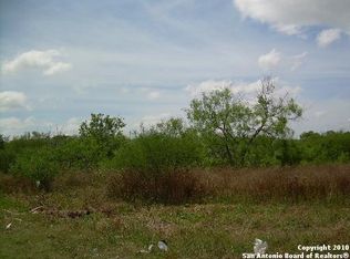 423 Hopkins St, San Antonio, TX 78221