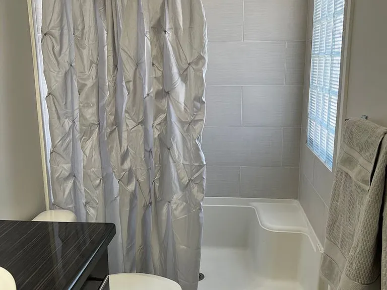 628 Park Ave — Photo 102