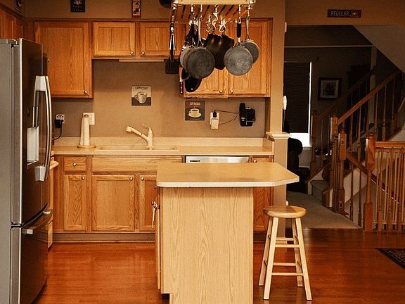 Kitchen/Dining Room 3