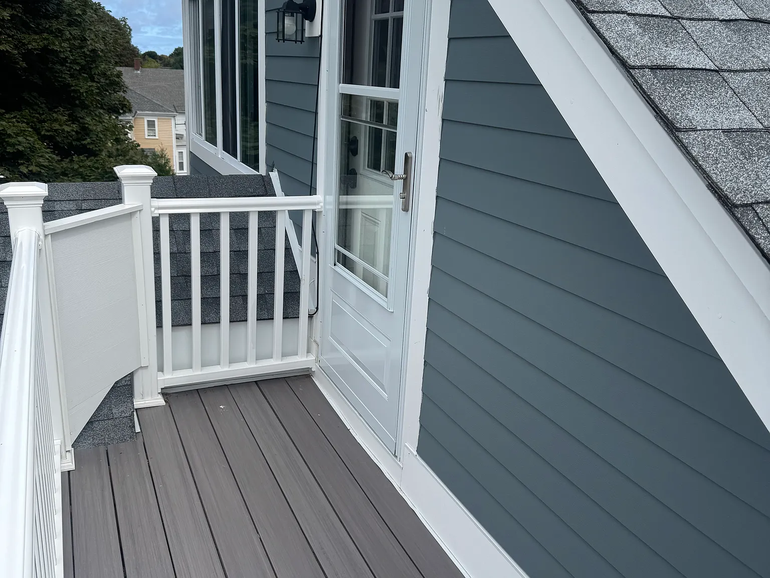 4 Pleasant St — Photo 2