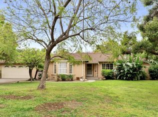 190 S Mountain Trl, Sierra Madre, CA 91024