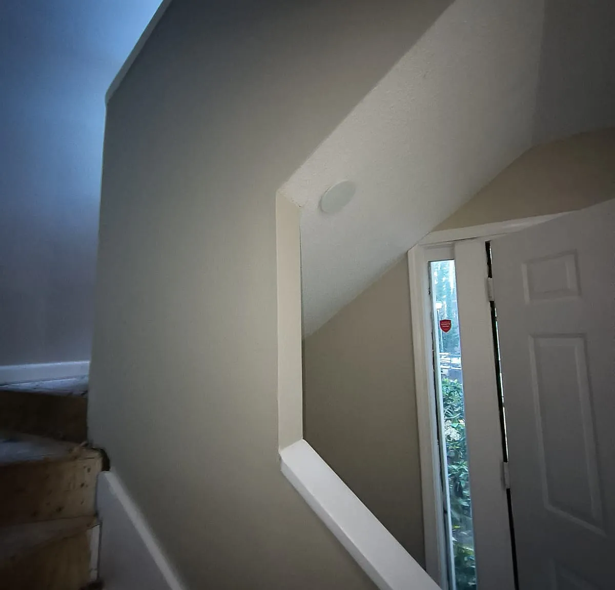 3 bed, 1350 sqft, $1,450 — Photo 1