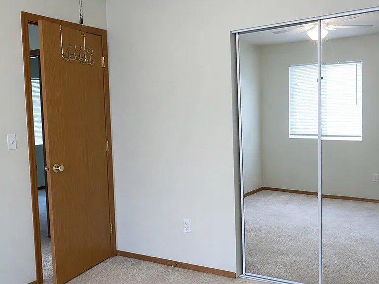 1769 Cadborough Ln — Photo 11