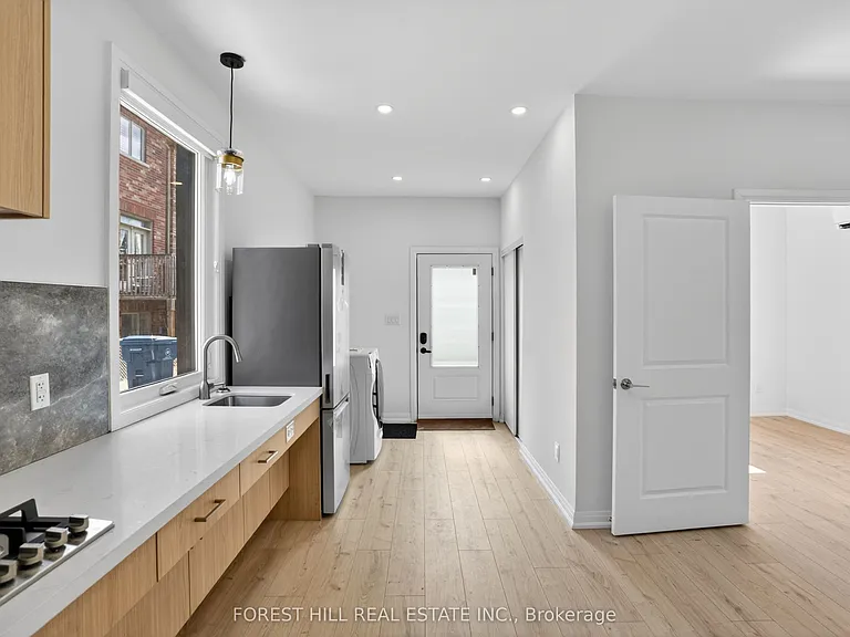 20 John Best Ave #R — Photo 6