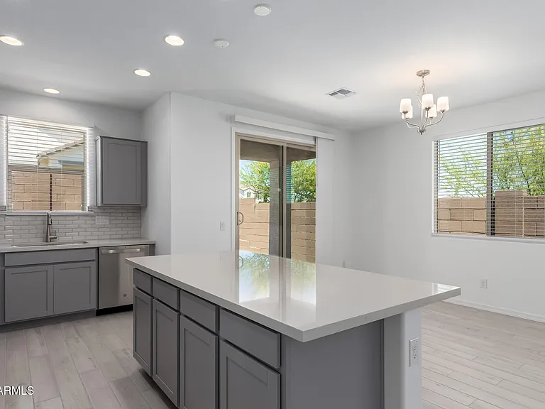 14436 W Sand Hills Rd — Photo 12