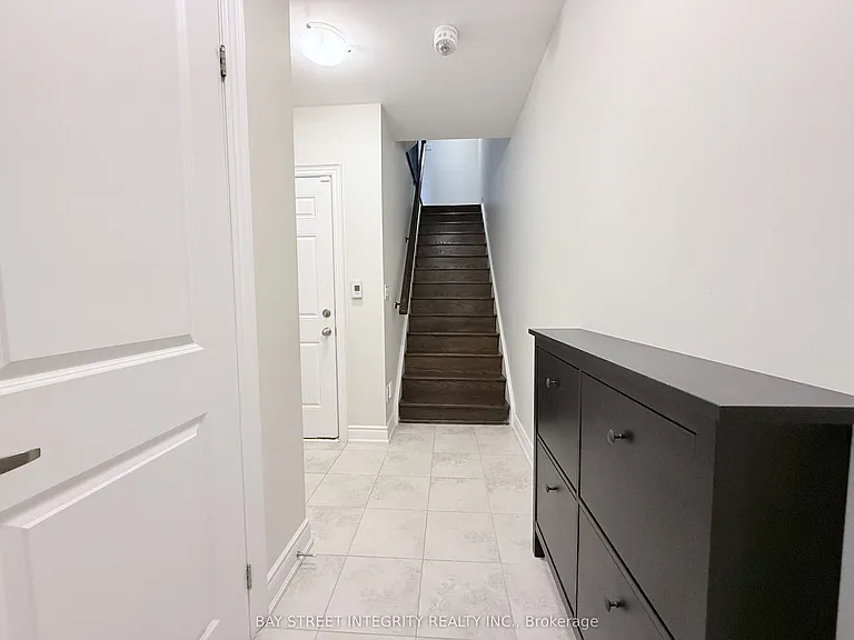 2160 Trafalgar Rd #3 — Photo 26