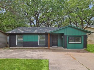 700 Chambers St, Denton, TX 76205
