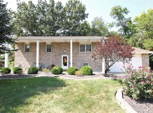 13 Michael Ct, Bethalto, IL 62010
