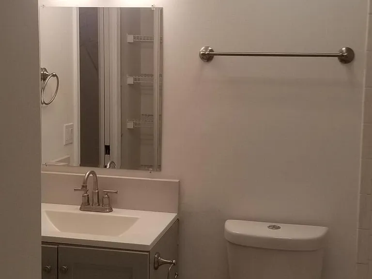 139 Sparrow Dr #3G — Photo 6