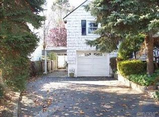 7 Cliff Way, Port Washington, NY 11050