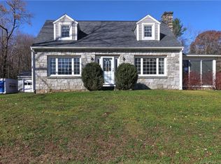 300 Center St, West Hartland, CT 06091