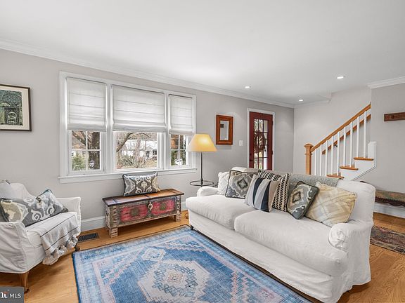 5th image of 4004 Estabrook Dr