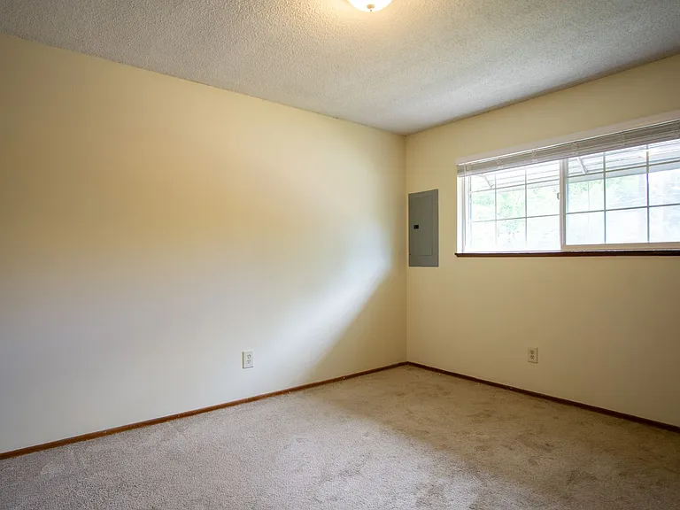 1332 NE 21st Ave #3 — Photo 9