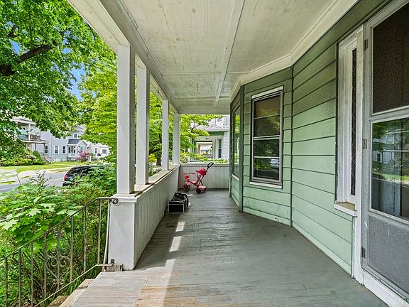 3rd image of 363 White St