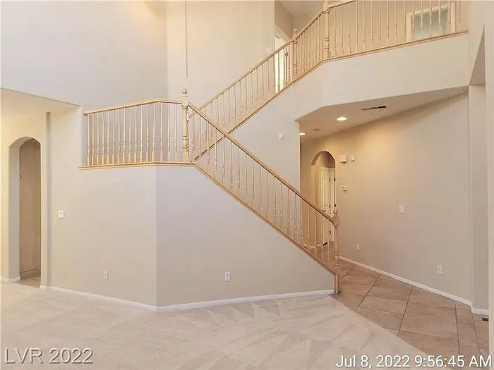 2768 Craigmillar St — Photo 5
