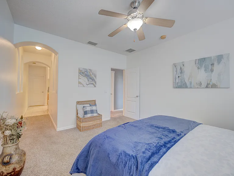 Entry To On-Suite