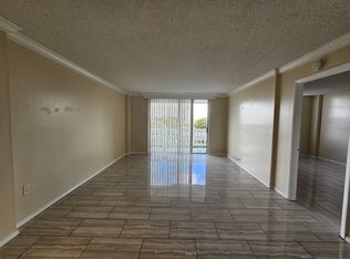 15600 NW 7th Ave APT 511, Miami, FL 33169