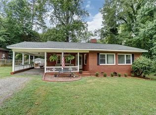 21308 Davidson St, Cornelius, NC 28031