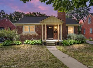 1962 Sheffield Rd, Birmingham, MI 48009