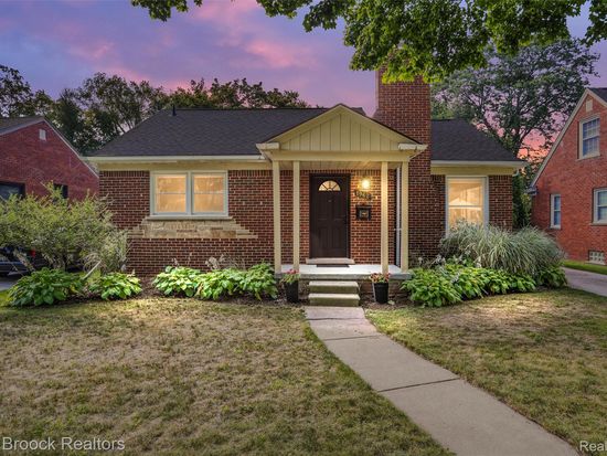 1962 Sheffield Rd, Birmingham, MI 48009