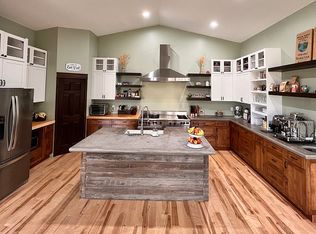 8860 Highway 101, Iron, MN 55751