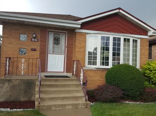 5830 S Mayfield Ave, Chicago, IL 60638