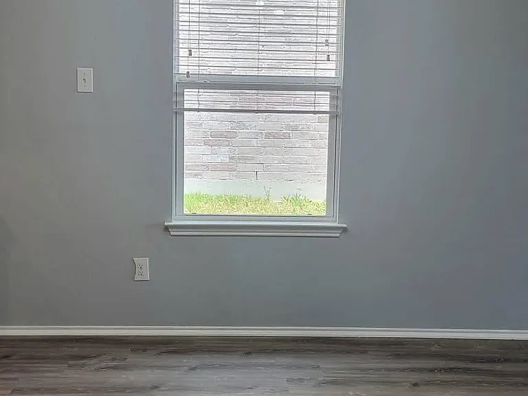 1609 Lone Pine Dr — Photo 6