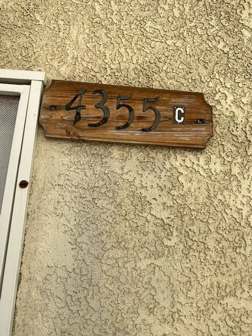 Studio, 1.0 bath, 350 sqft, $1,238 — Photo 2