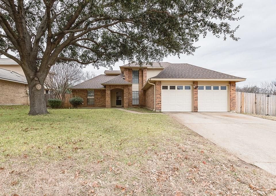 1st image of 4368 Bentley Dr