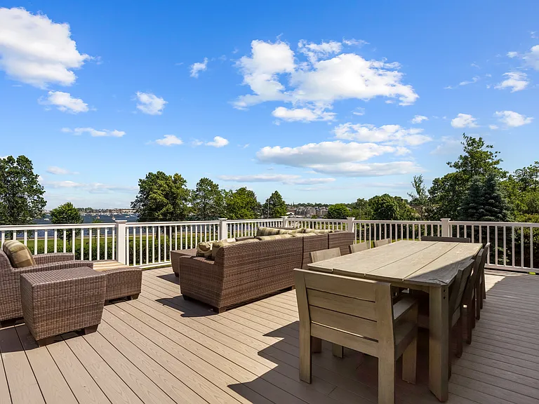 1B Harbor View Dr — Photo 44