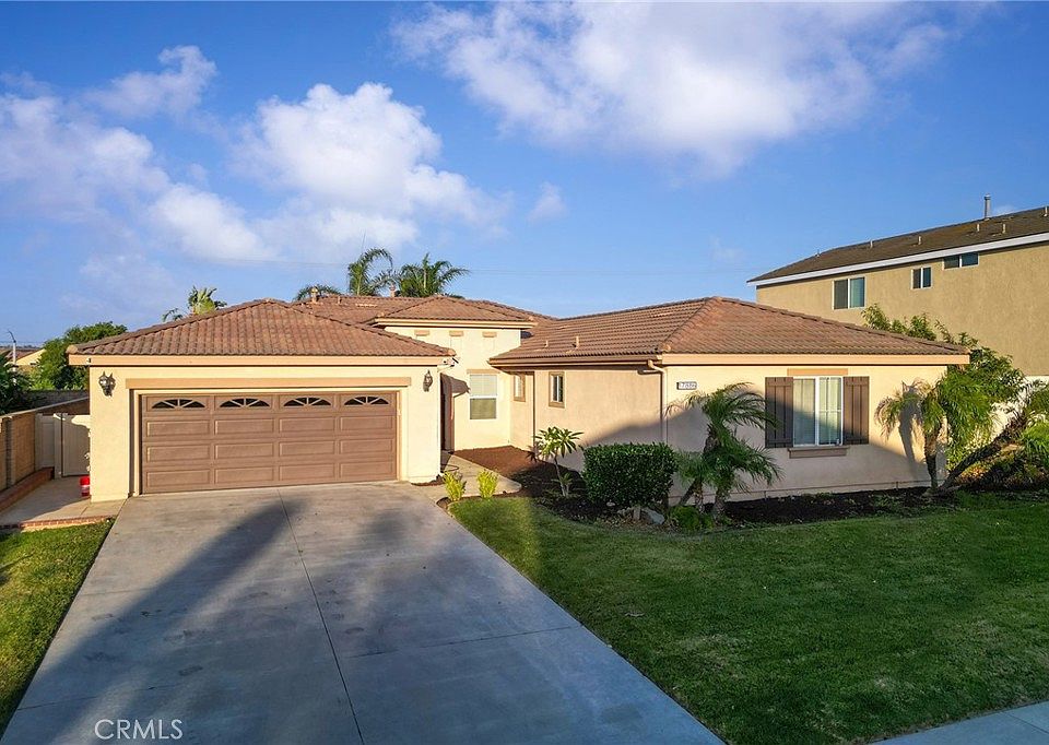 1st image of 17886 Robusta Dr