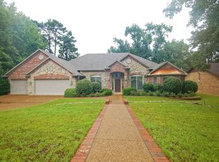 310 Robinwood Dr, Whitehouse, TX 75791