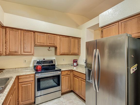 3rd image of 6230 N 33rd Ave Unit 129