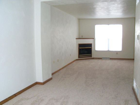 5th image of 505 Bush Way