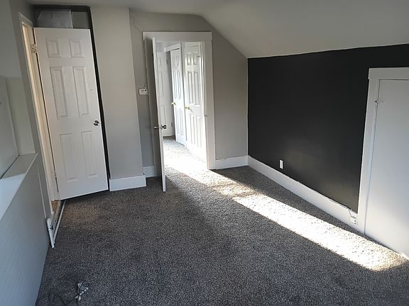 5th image of 949 Boston Ave #2